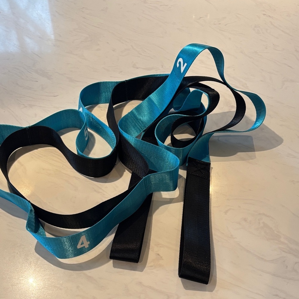 Acozycoo Numbered Yoga Stretching Rope Blue and Black Resistance Bands